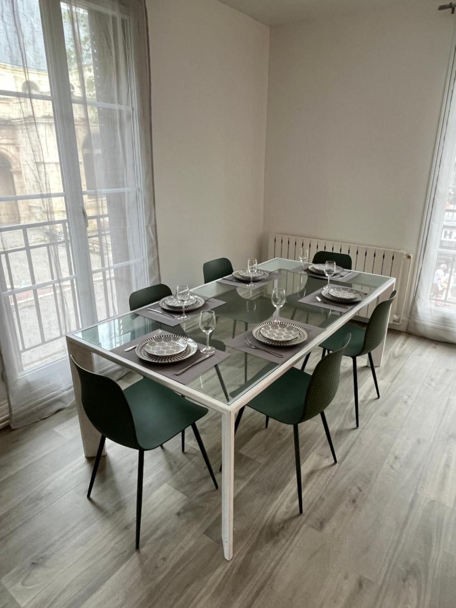 Vivez Au Coeur Historique - St Francois - Grand Appartement Confortable Le Havre Luaran gambar